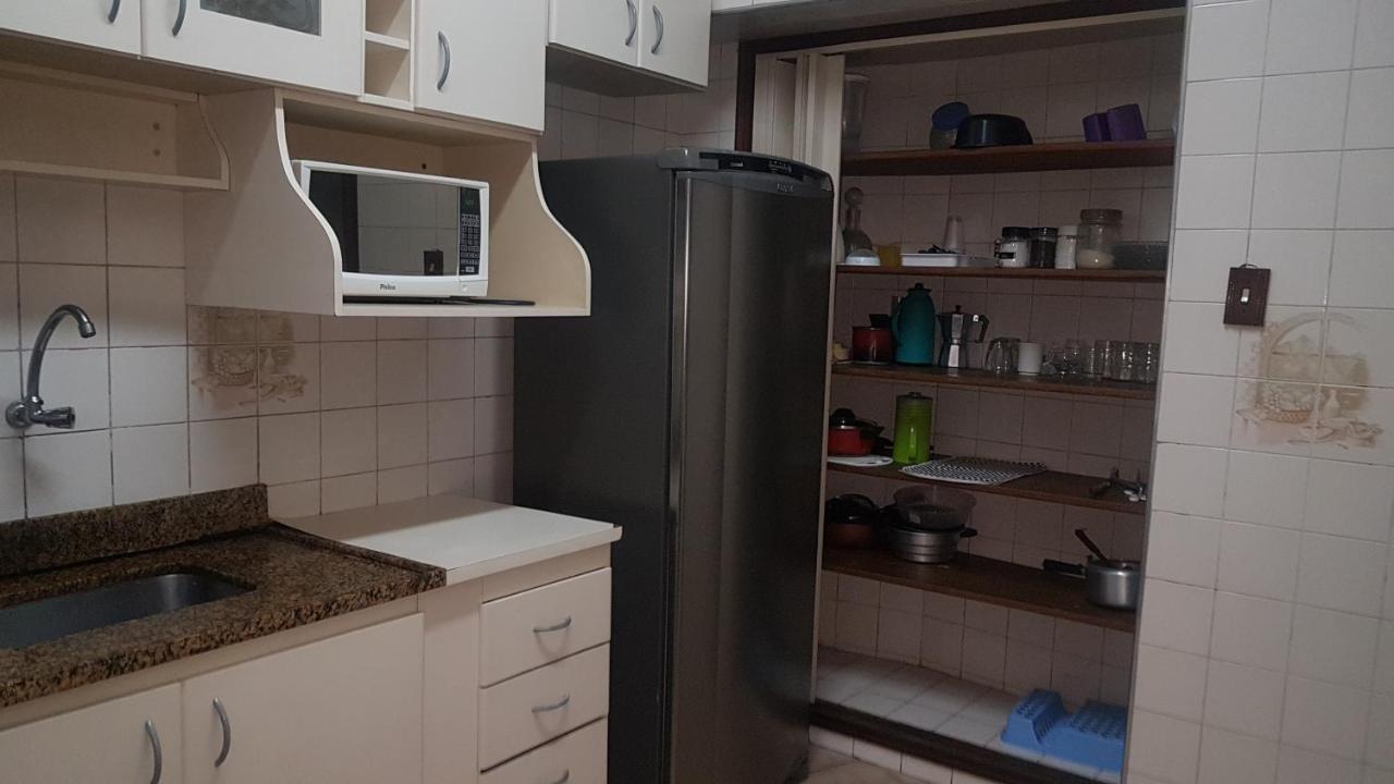 Pe Na Areia Gonzaguinha Sao Vicente Apartment Luaran gambar